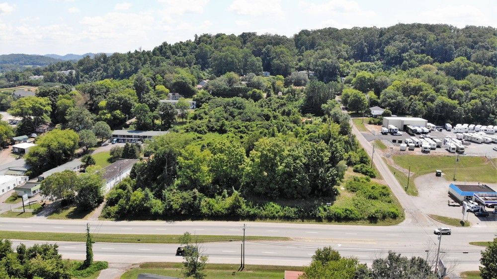 Airport Hwy Acreage: 4304 Airport Hwy, Louisville, TN 37777